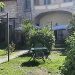 מלון Casa Del Terziario אסיסי
